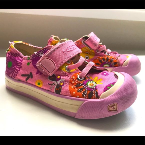 Keen size 9 kids pink bird design shoes from Smoke-free, Pet-free home - Picture 1 of 6
